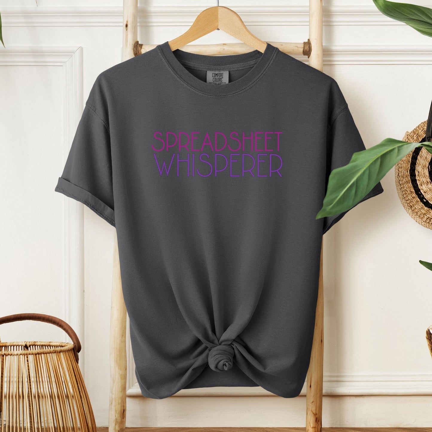 Funny Teacher T-Shirt - Spreadsheet Whisperer MT005